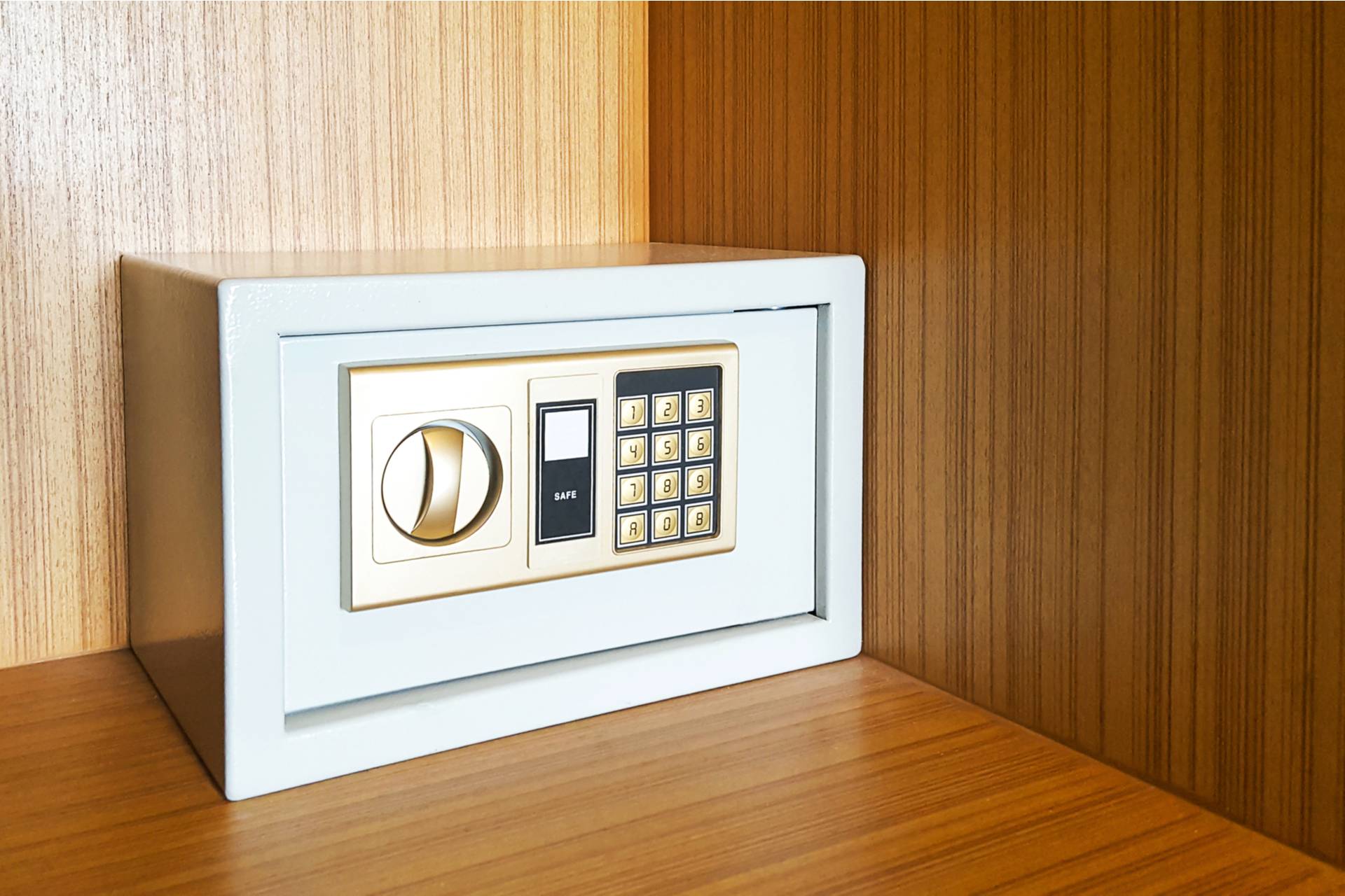Möbeltresor: Sicher und feuerfest einbauen