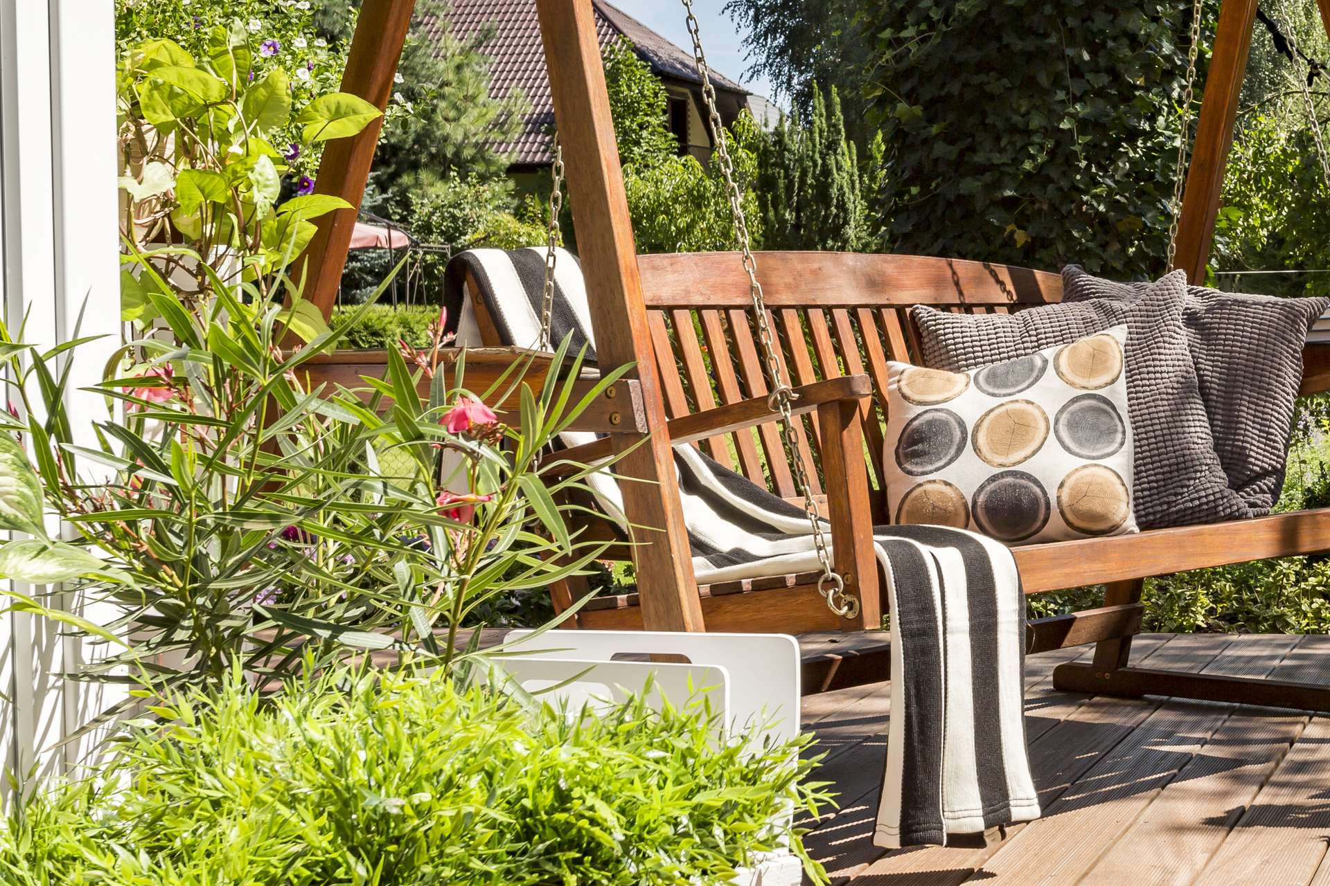 In 4 Schritten Terrassengestaltung mit Pflanzen