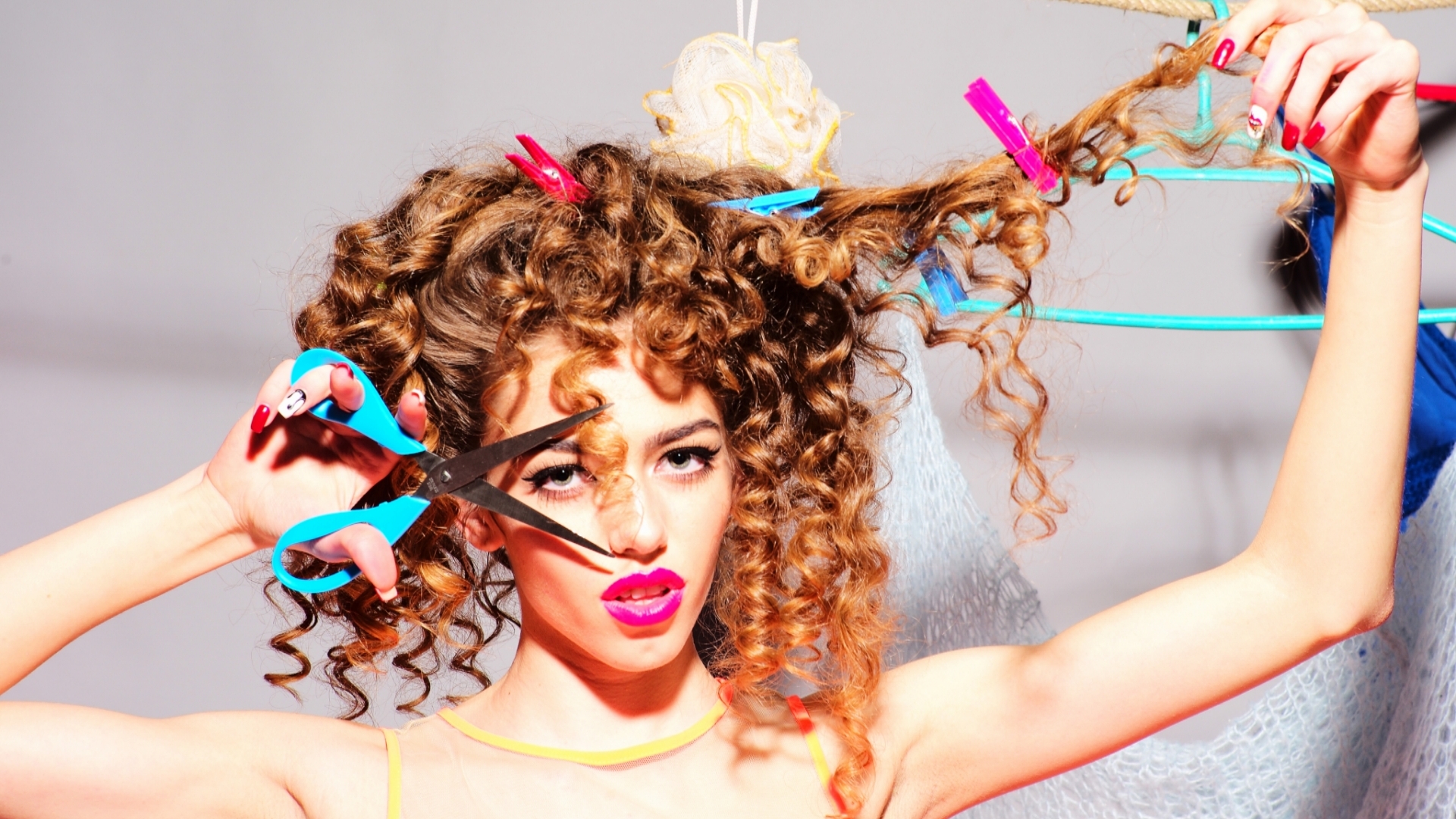 Lockenköpfe aufgepasst! - Lockenköpfe aufgepasst!