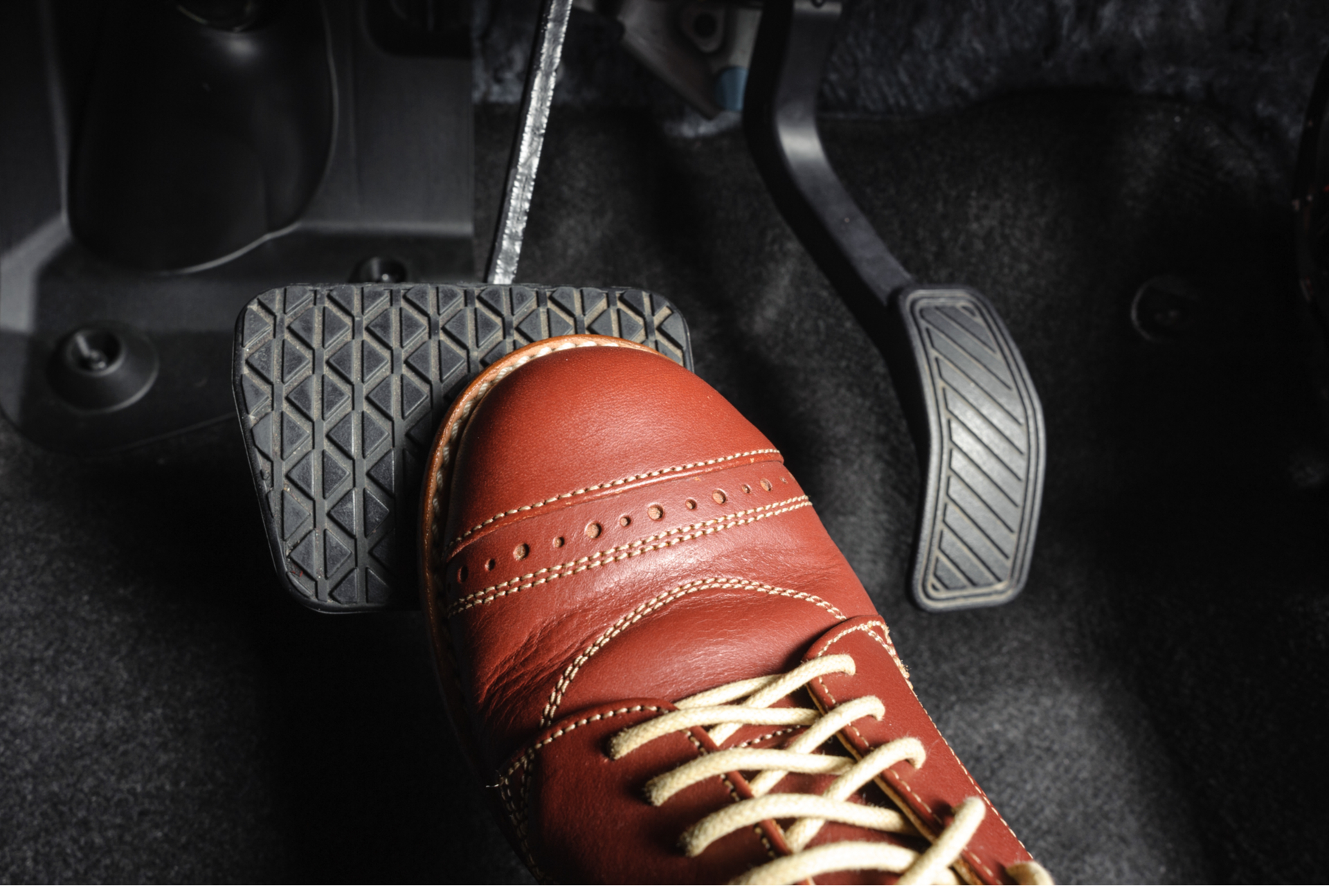 Mit dem Bremsassistent den Bremsvorgang verkürzen