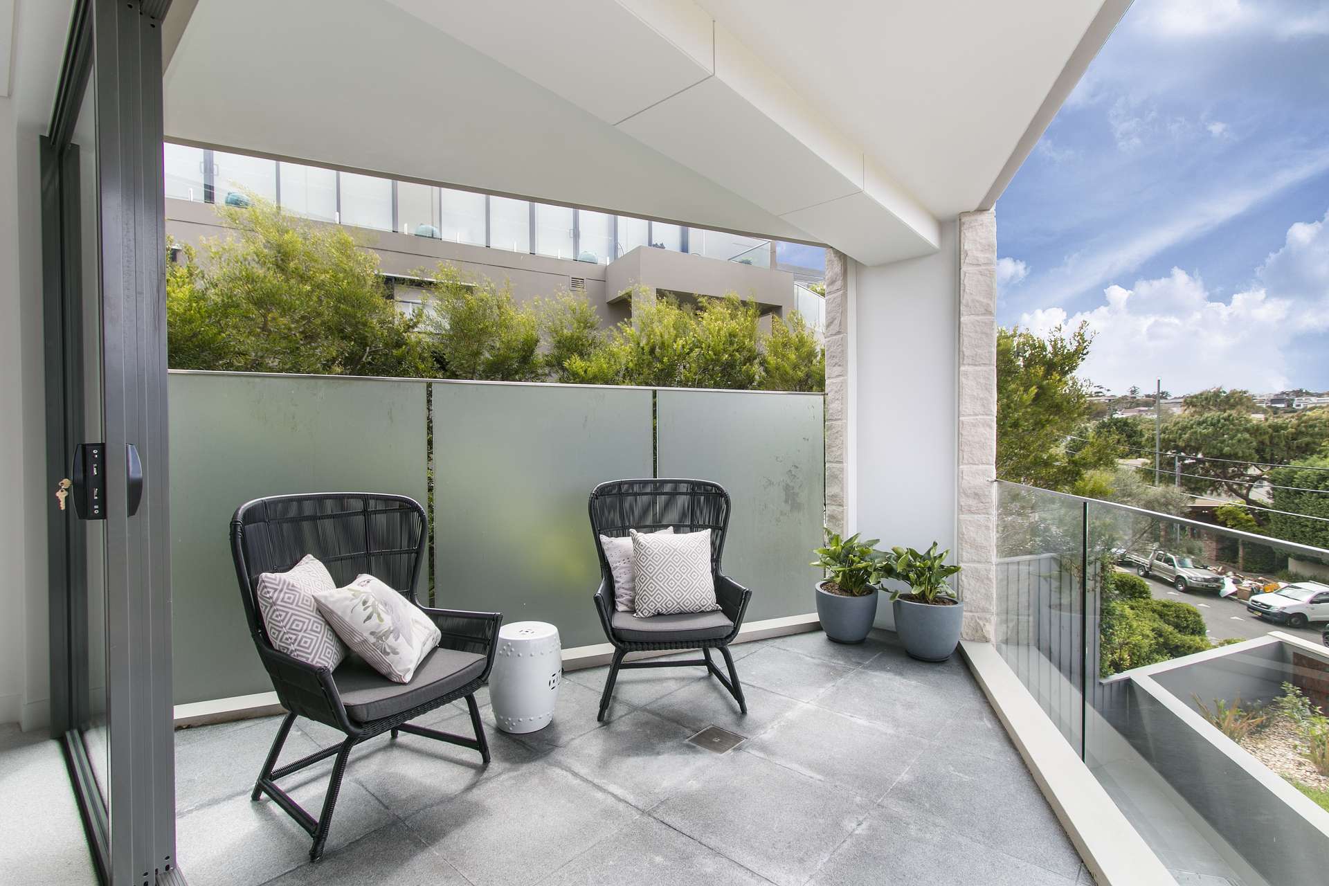 So finden Sie die passenden Balkonmöbel