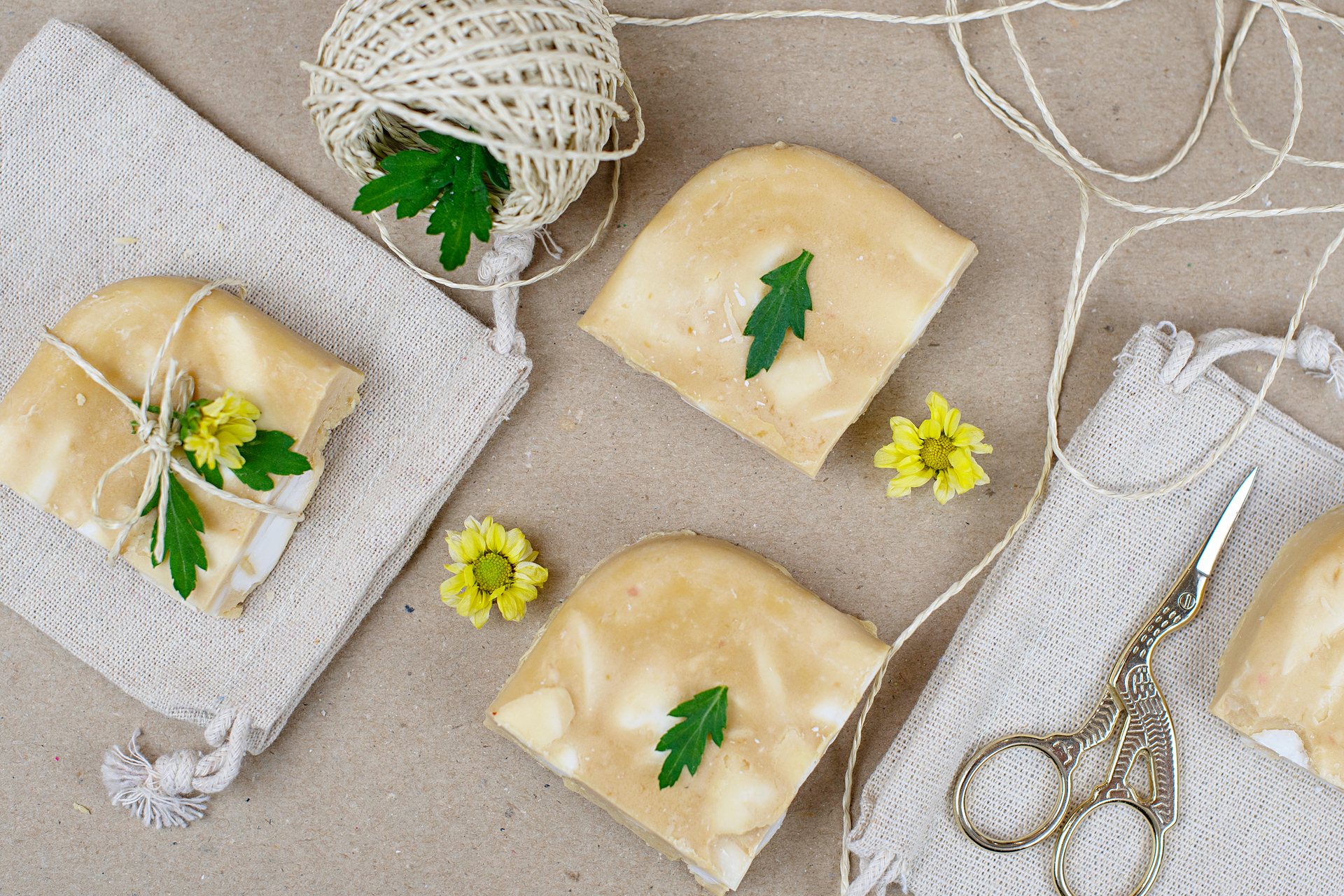 Grün, fair, besser – nachhaltige Geschenke machen allen Spass