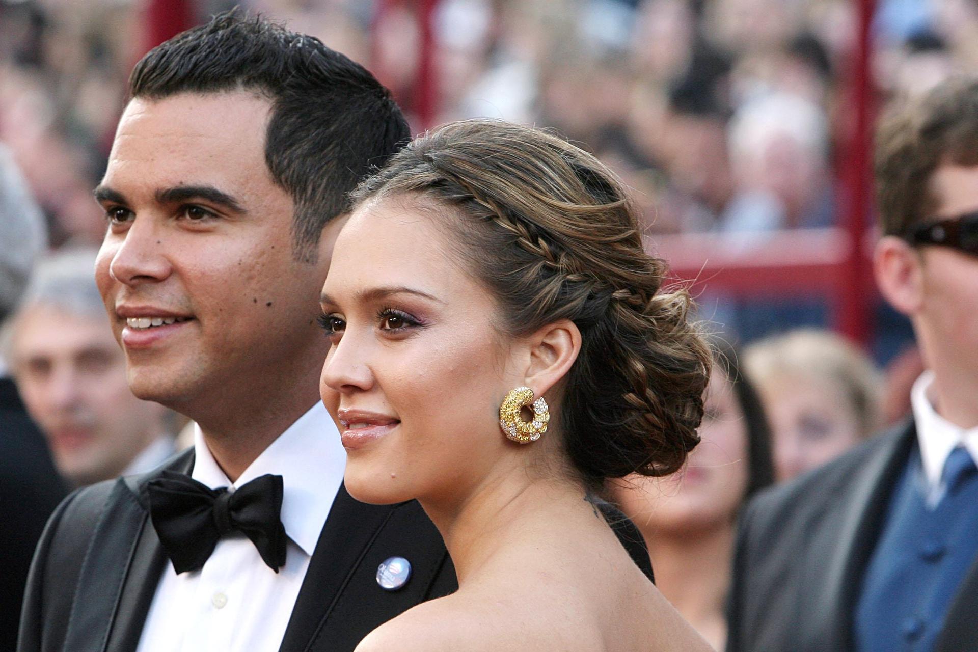 Damenfrisuren hochgesteckt